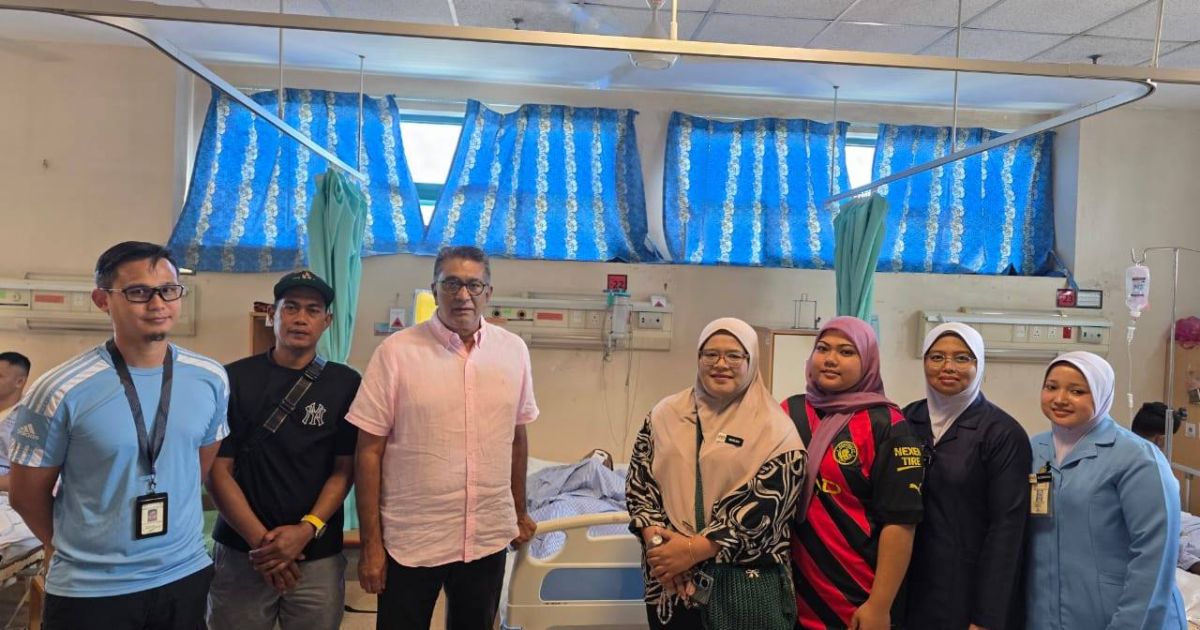 Lawatan Pesakit Kemalangan di Hospital Sultan Haji Ahmad Shah (HOSHAS)